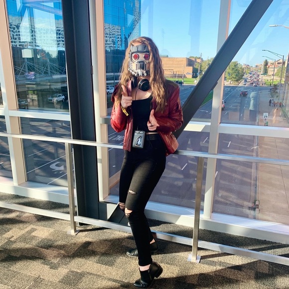 Meet your Posher, Sierra - Picture 6 of 7